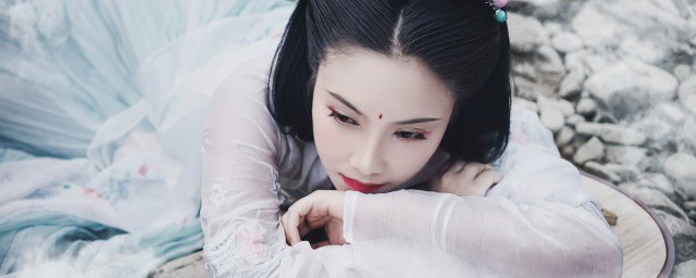 娇媚的意思 娇媚含义是什么